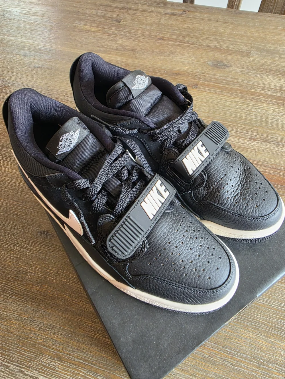 Air Jordan Legacy 312 Low-Top Black/Phantom-Anthracite Sneakers